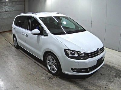 VOLKSWAGEN SHARAN