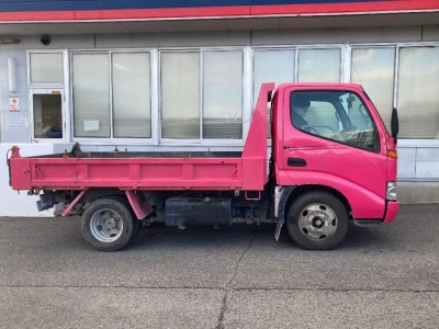 TOYOTA DYNA TRUCK