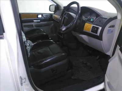 CHRYSLER GRAND VOYAGER