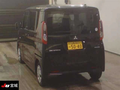 MITSUBISHI EK SPACE