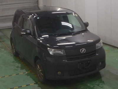 TOYOTA BB