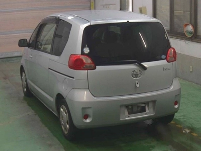 TOYOTA PORTE