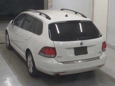 VOLKSWAGEN GOLF VARIANT