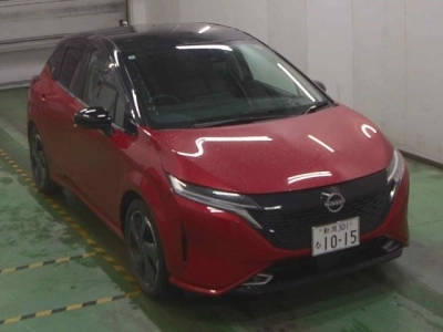 NISSAN AURA