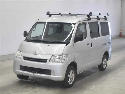 TOYOTA TOWN ACE VAN