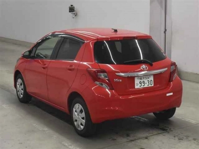 TOYOTA VITZ