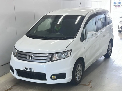 HONDA FREED SPIKE