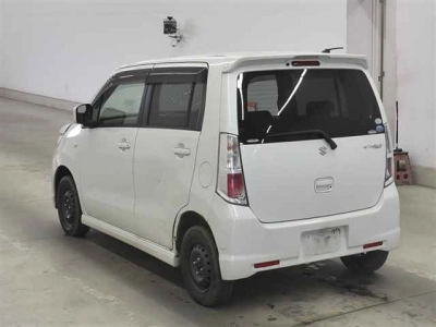 SUZUKI WAGON R STINGRAY