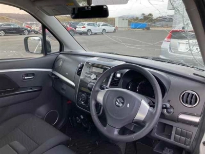 SUZUKI WAGON R STINGRAY