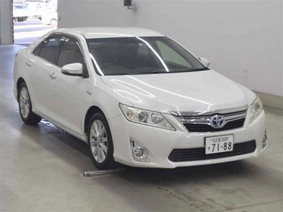 TOYOTA CAMRY
