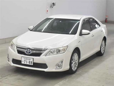 TOYOTA CAMRY