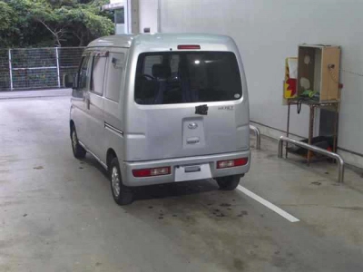 DAIHATSU HIJET VAN