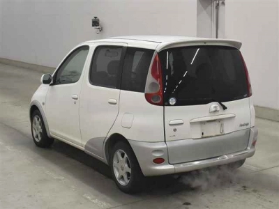 TOYOTA FUN CARGO