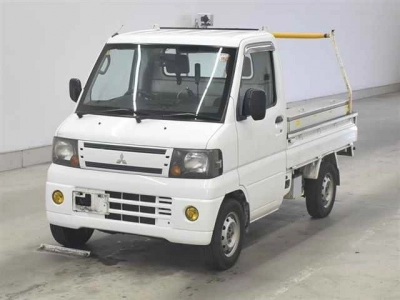 MITSUBISHI MINICAB TRUCK