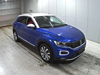 VOLKSWAGEN T-ROC
