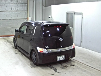 TOYOTA BB