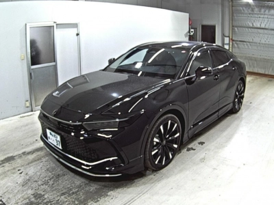 TOYOTA CROWN CROSSOVER