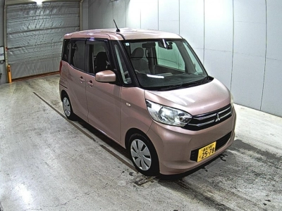 MITSUBISHI EK SPACE