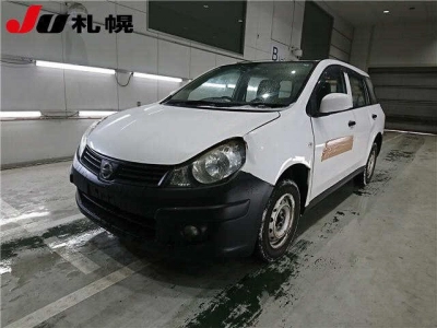 NISSAN AD VAN
