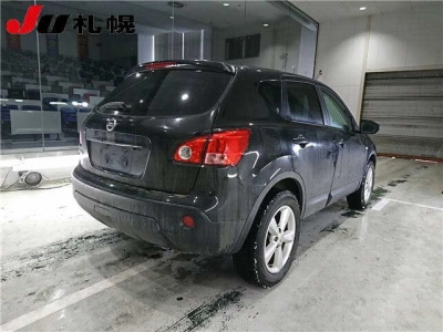 NISSAN DUALIS