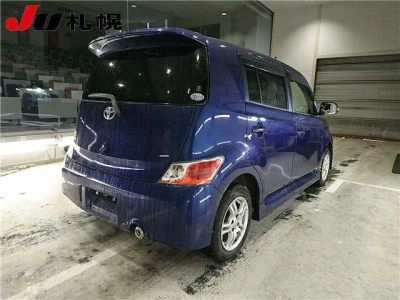 TOYOTA BB