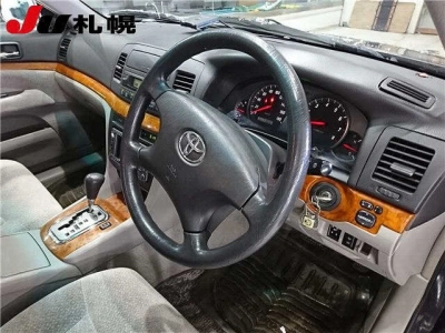 TOYOTA MARK II