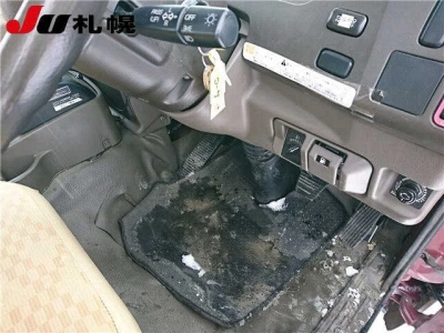 MITSUBISHI FUSO ROSA