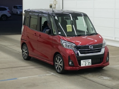 NISSAN DAYZ ROOX