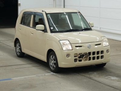NISSAN PINO