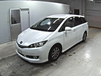 TOYOTA WISH