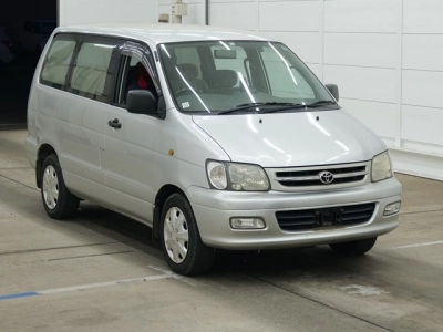 TOYOTA TOWN ACE NOAH