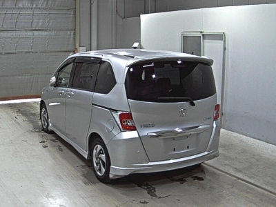 HONDA FREED HYBRID