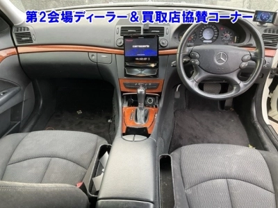 MERCEDES BENZ E CLASS