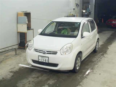 DAIHATSU BOON