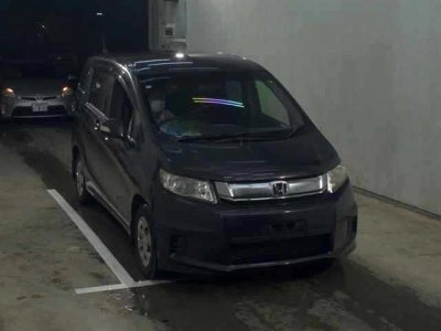 HONDA FREED SPIKE