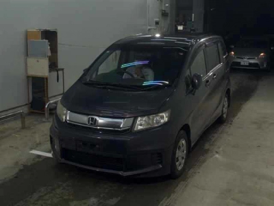 HONDA FREED SPIKE