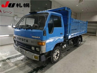TOYOTA TOYOACE