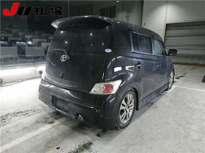 TOYOTA BB
