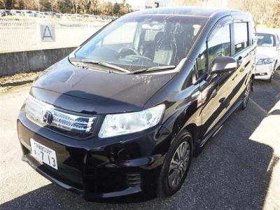 HONDA FREED SPIKE