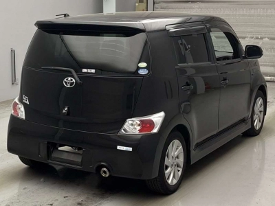 TOYOTA BB