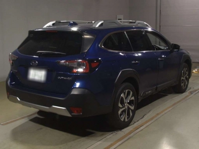 SUBARU OUTBACK