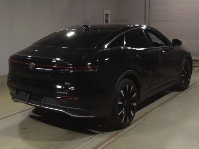 TOYOTA CROWN CROSSOVER