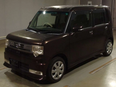 TOYOTA PIXIS SPACE
