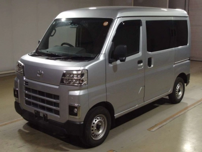 TOYOTA PIXIS VAN