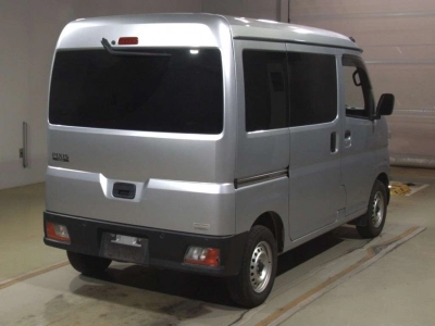 TOYOTA PIXIS VAN