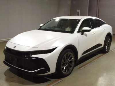 TOYOTA CROWN CROSSOVER