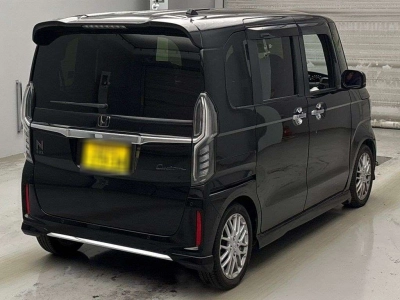 HONDA N BOX CUSTOM