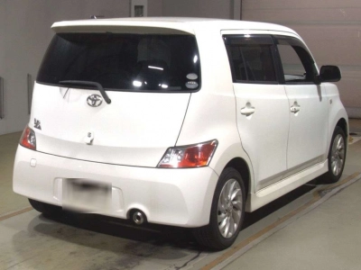 TOYOTA BB