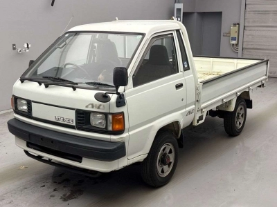 TOYOTA LITE ACE TRUCK