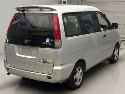 TOYOTA LITE ACE NOAH